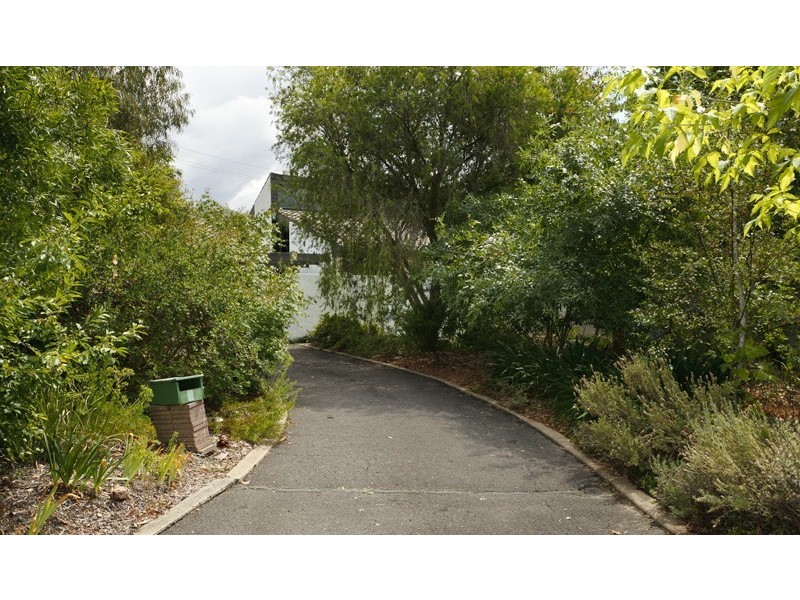 8 Wargi Place, Aranda ACT 2614