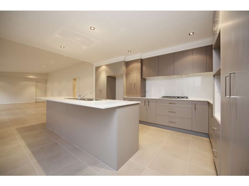 24 Kylie Tennant Street, Franklin ACT 2913