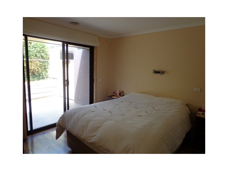 42 Armstrong Crescent, Holt ACT 2615