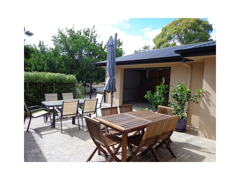 42 Armstrong Crescent, Holt ACT 2615