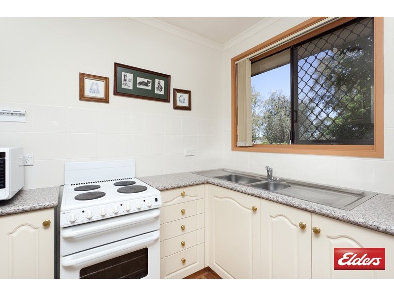 81 Dexter Street, Cook ACT 2614