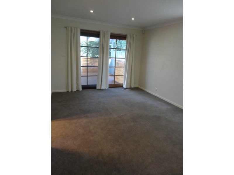 22 Bathurst Street, Macquarie ACT 2614