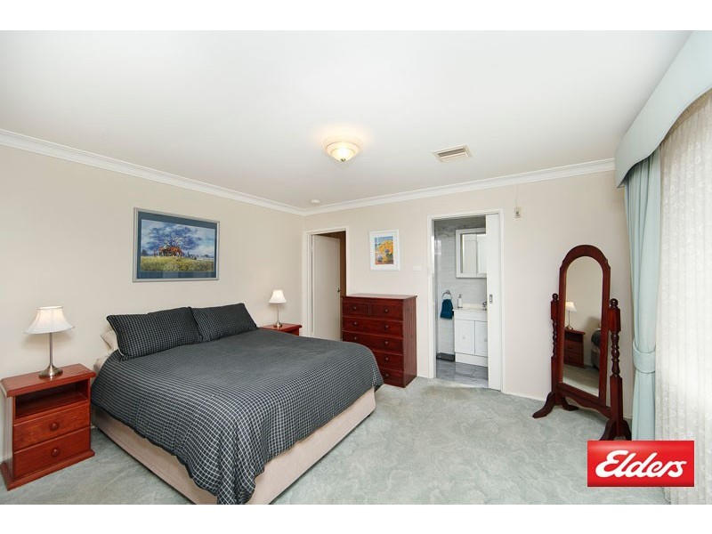 98 Lachlan Street, Macquarie ACT 2614