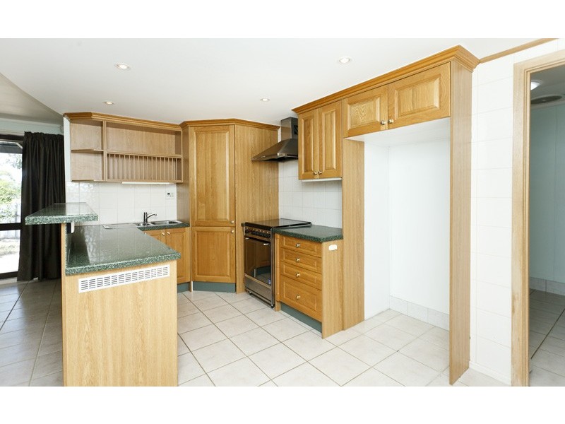 4 Rumker Place, Charnwood ACT 2615