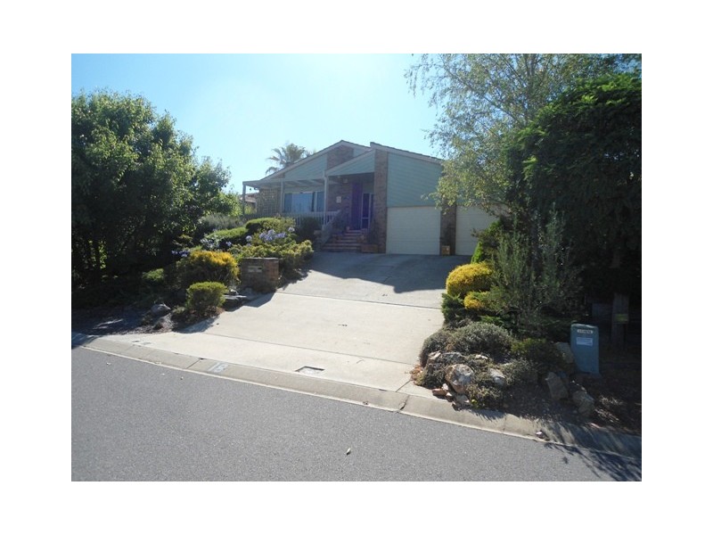 18 Maddison Close, Bruce ACT 2617