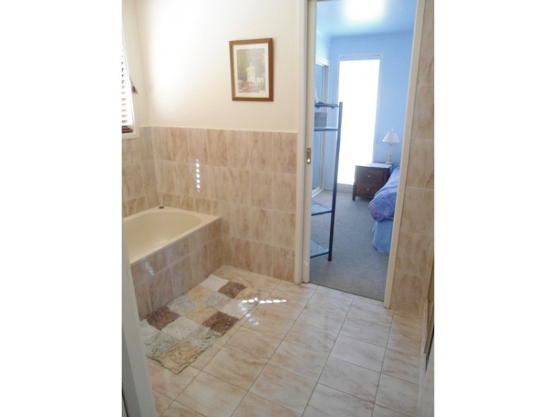 18 Maddison Close, Bruce ACT 2617