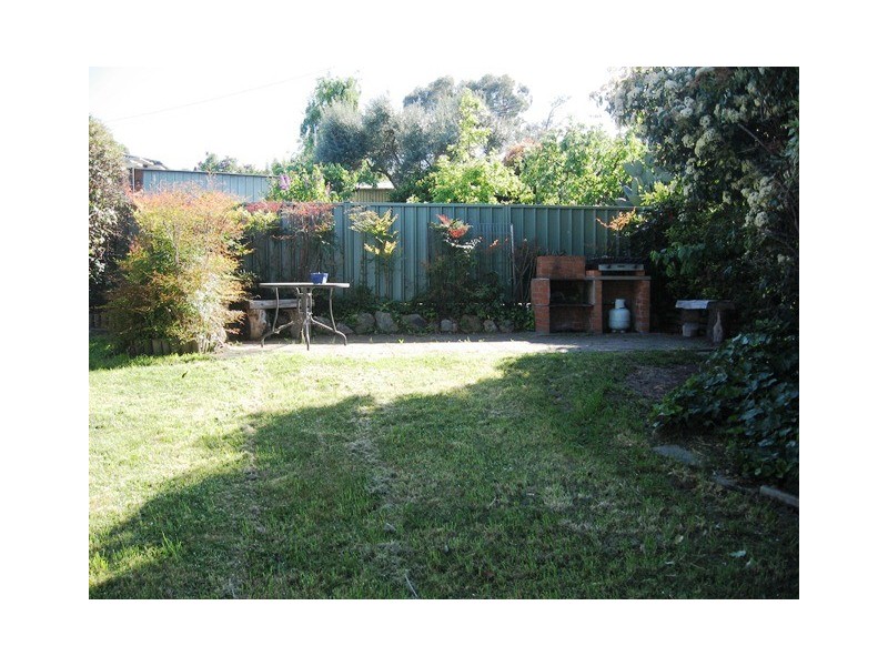 16 Pattinson Crescent, Flynn ACT 2615