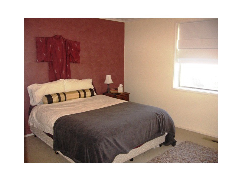 16 Pattinson Crescent, Flynn ACT 2615