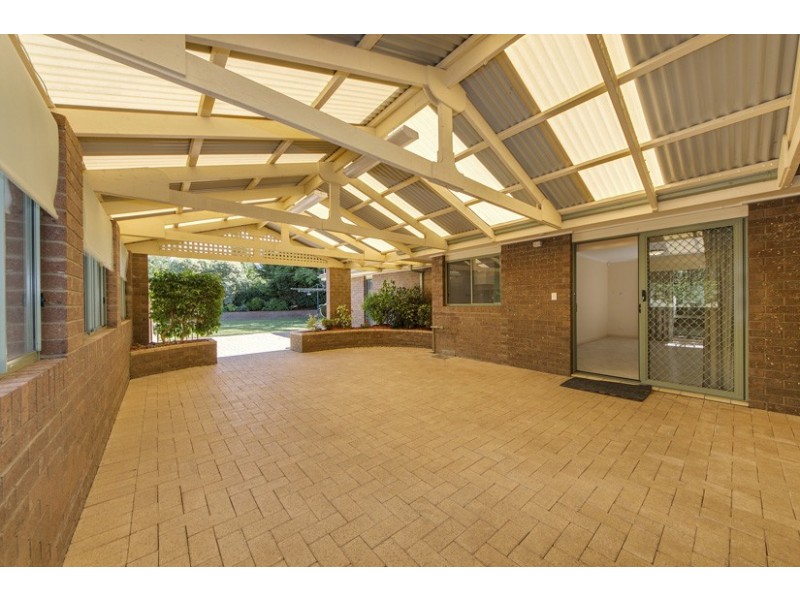 61 William Webb Drive, Mckellar ACT 2617