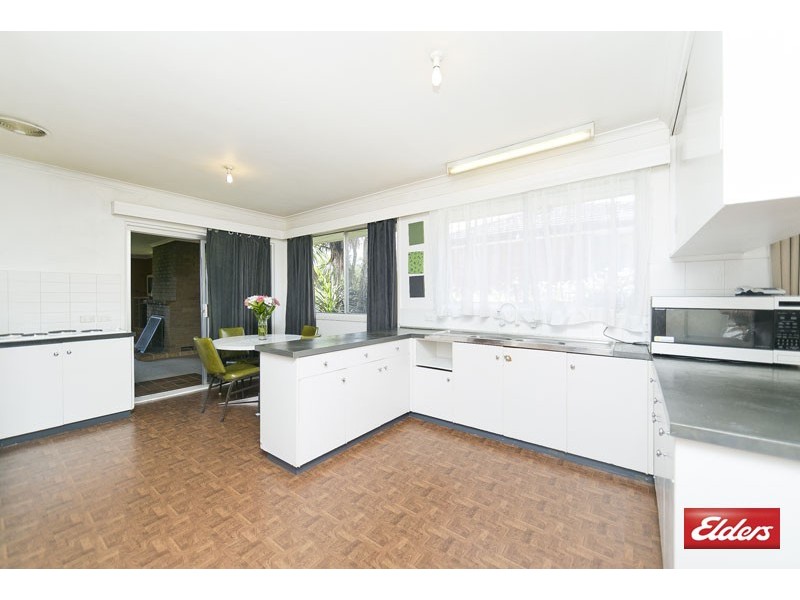 7 Blackman Crescent, Macquarie ACT 2614