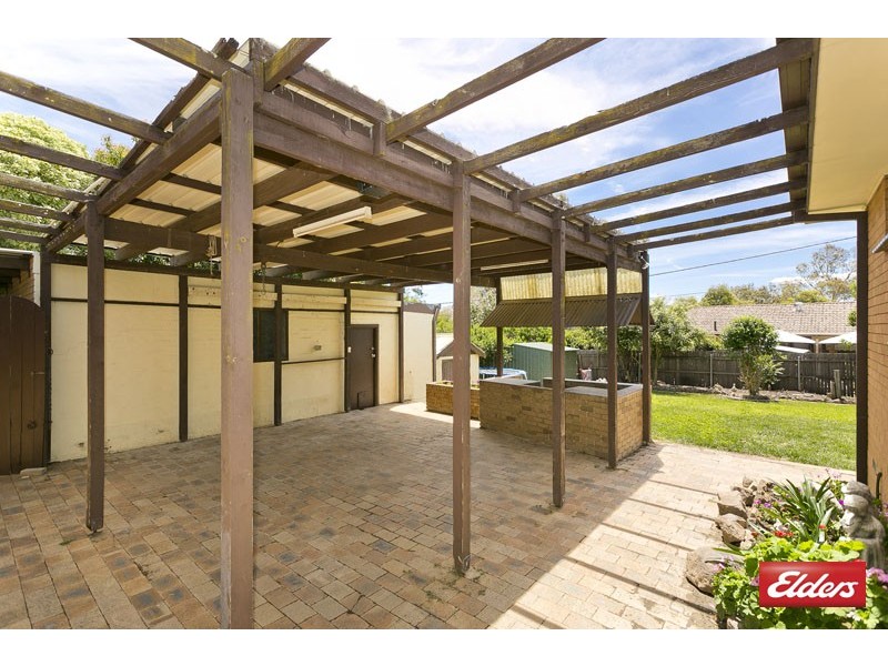 7 Blackman Crescent, Macquarie ACT 2614