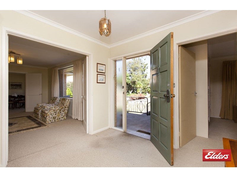 10 Clint Place, Macquarie ACT 2614