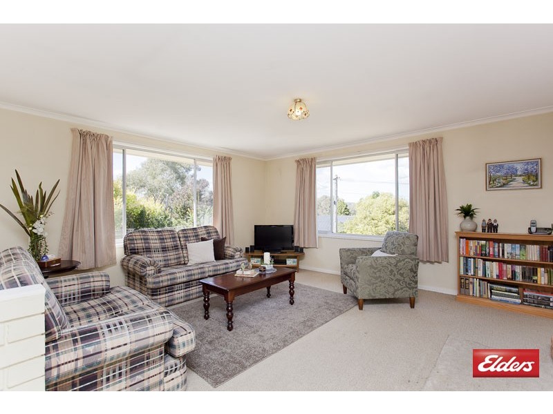 10 Clint Place, Macquarie ACT 2614