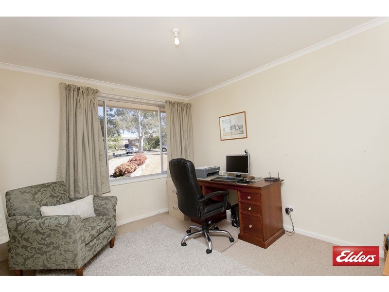 10 Clint Place, Macquarie ACT 2614