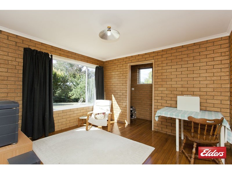 10 Clint Place, Macquarie ACT 2614