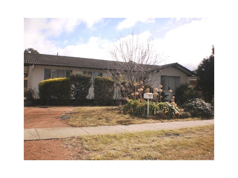 11 Mackinolty Street, Scullin ACT 2614