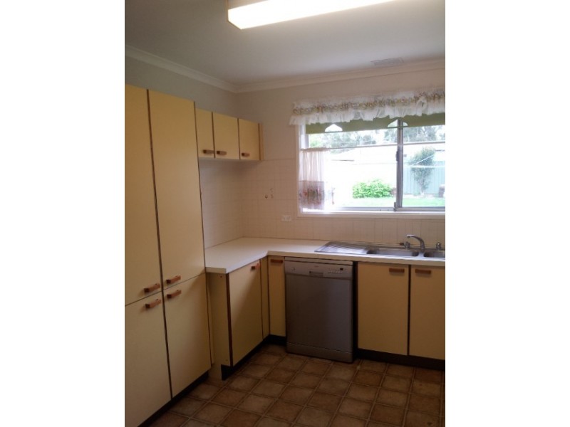 11 Mackinolty Street, Scullin ACT 2614