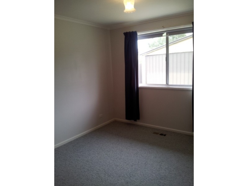 11 Mackinolty Street, Scullin ACT 2614