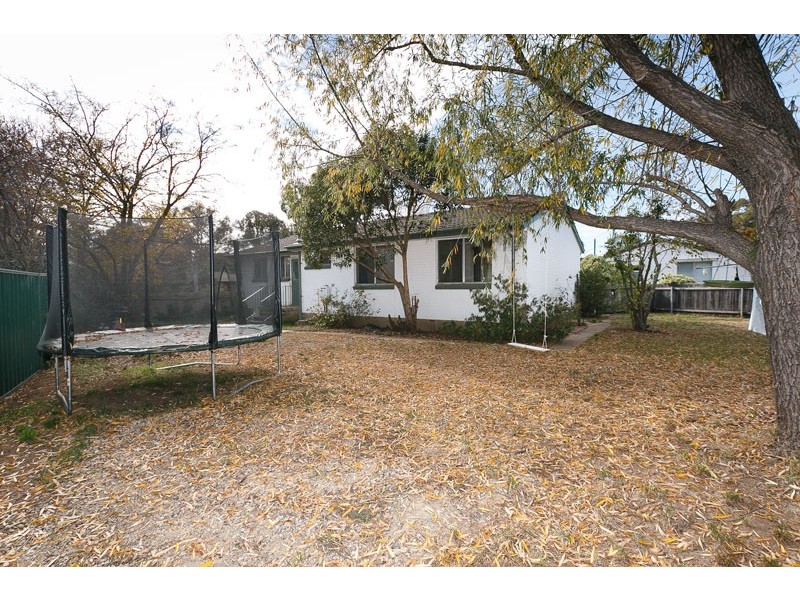 9 O’Loghlen Street, Latham ACT 2615