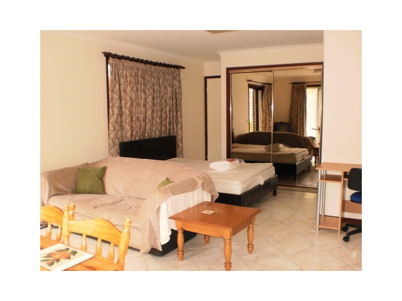 49A Ennor Crescent, Florey ACT 2615