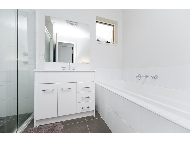 10/85 Macfarlane Burnet Avenue, Macgregor ACT 2615