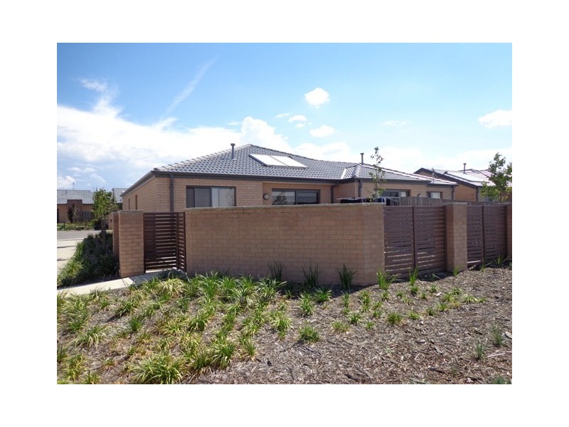 4/204 Macfarlane Burnett Avenue, Macgregor ACT 2615