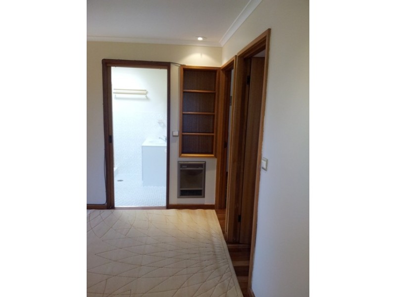 14 Gingana Place, Aranda ACT 2614