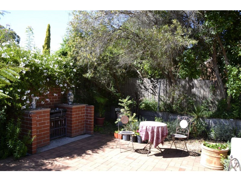 14 Tattersall Crescent, Florey ACT 2615