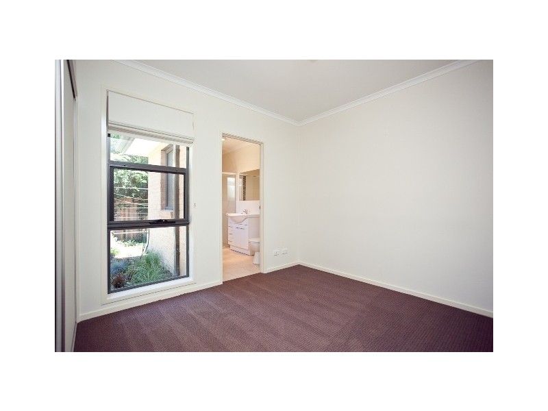 3/3 Lochbuy Street, Macquarie ACT 2614