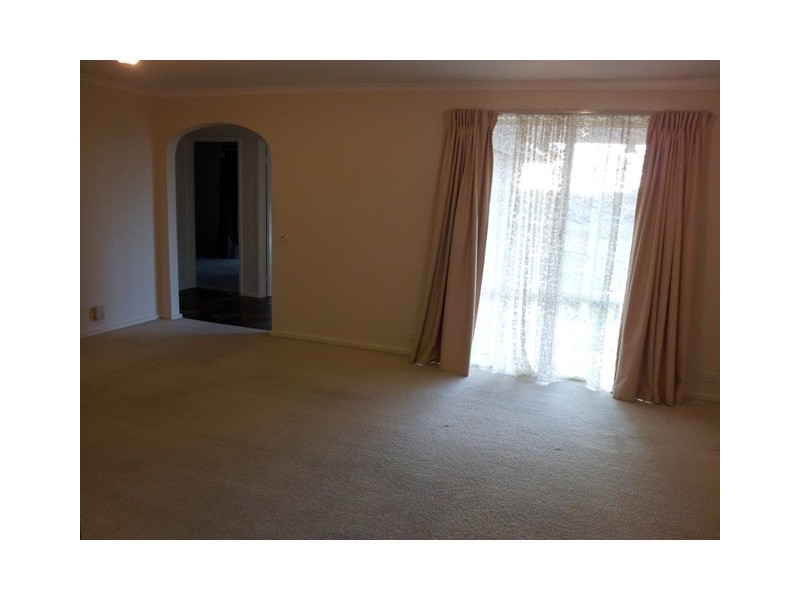 12 Alleyne Close, Macgregor ACT 2615