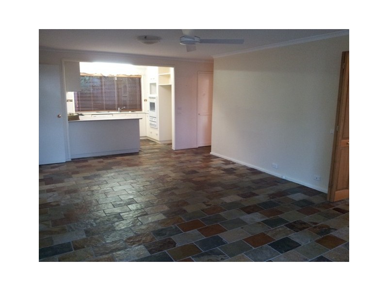 12 Alleyne Close, Macgregor ACT 2615