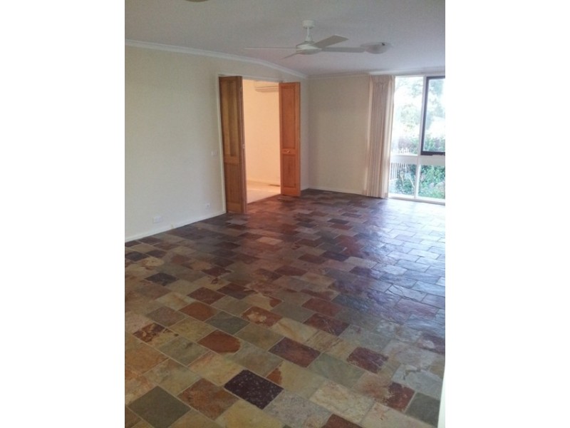 12 Alleyne Close, Macgregor ACT 2615