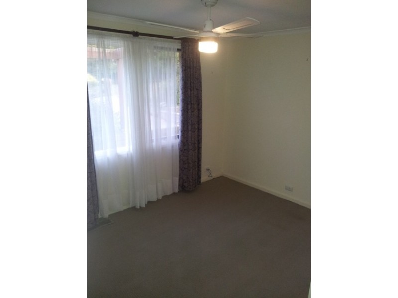 12 Alleyne Close, Macgregor ACT 2615