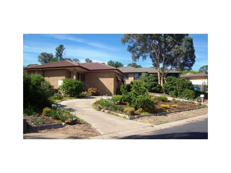 12 Alleyne Close, Macgregor ACT 2615