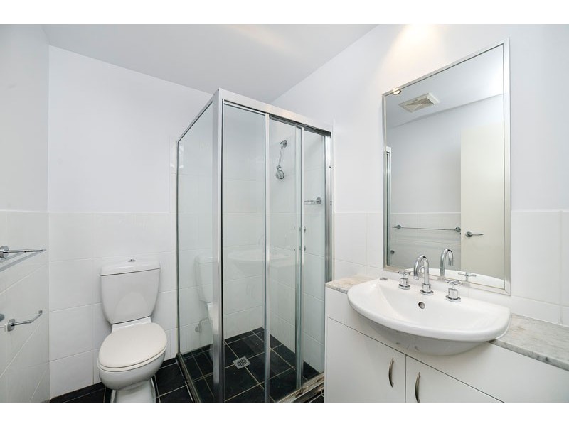 2/1 Eardley Street, Bruce ACT 2617