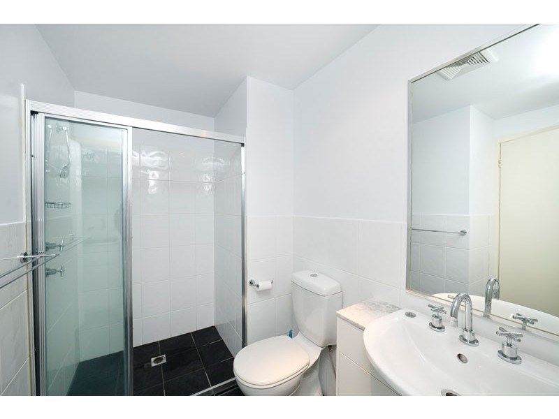 2/1 Eardley Street, Bruce ACT 2617