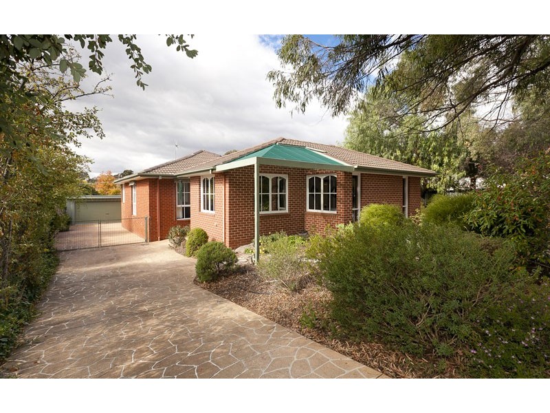 31 Mayo Street, Weetangera ACT 2614