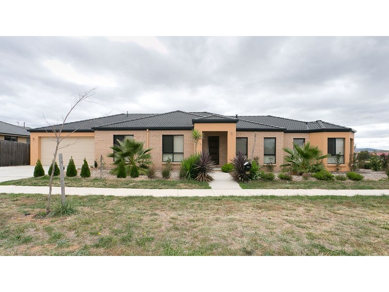 104 Lance Hill Avenue, Dunlop ACT 2615