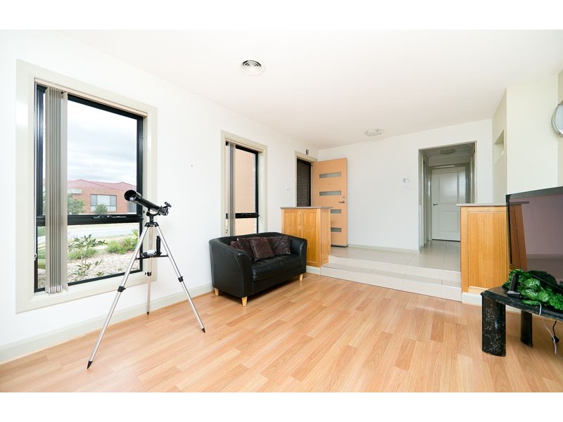 104 Lance Hill Avenue, Dunlop ACT 2615