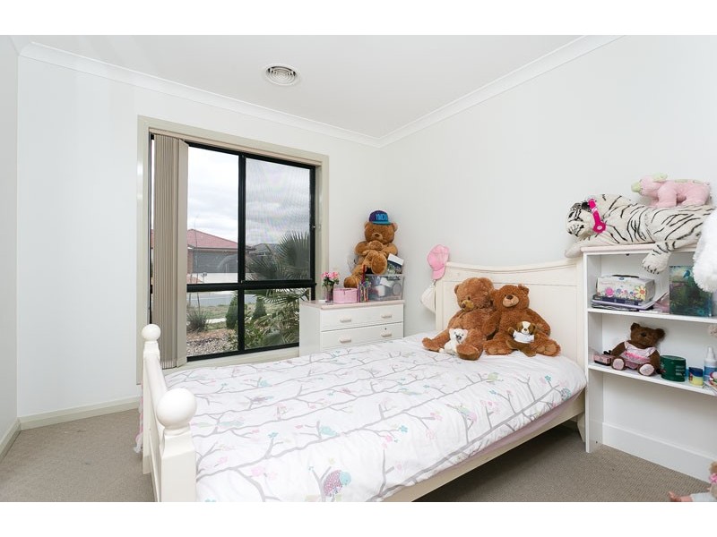 104 Lance Hill Avenue, Dunlop ACT 2615