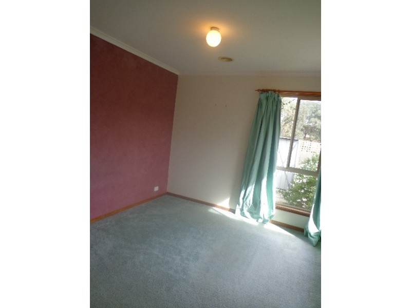 19 Loban Court, Ngunnawal ACT 2913