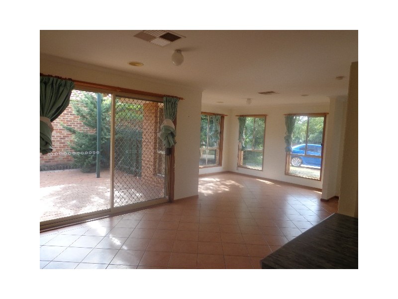 19 Loban Court, Ngunnawal ACT 2913