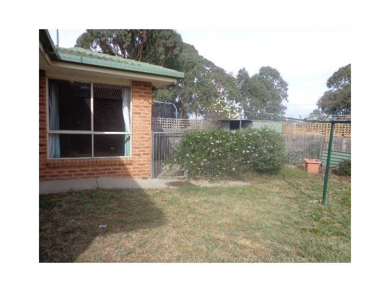 19 Loban Court, Ngunnawal ACT 2913