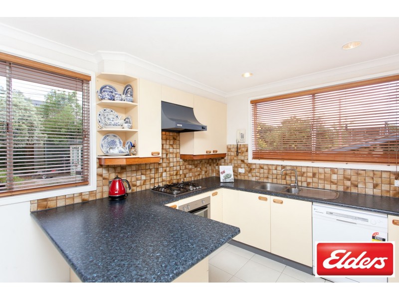 16 Mackellar Crescent, Cook ACT 2614