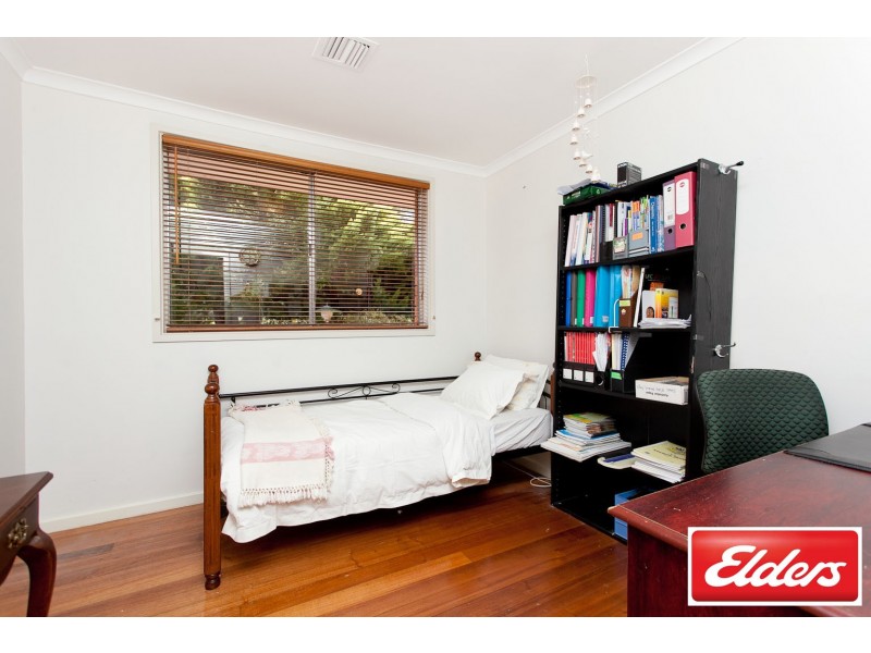 16 Mackellar Crescent, Cook ACT 2614