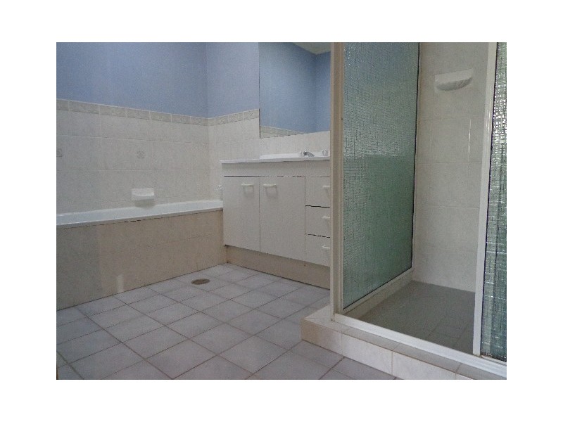 10 Reader Court, Banks ACT 2906