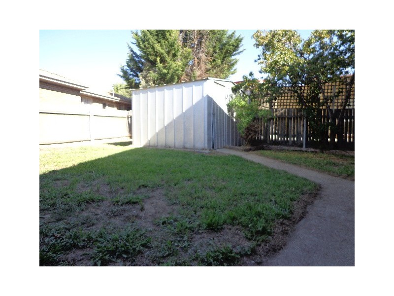 10 Reader Court, Banks ACT 2906