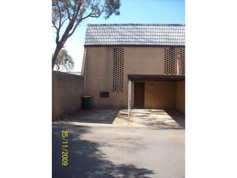 1/10 Jalanga Crescent, Aranda ACT 2614