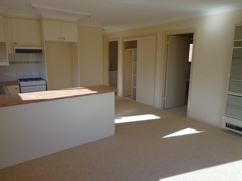 14 Allen Place, Holt ACT 2615