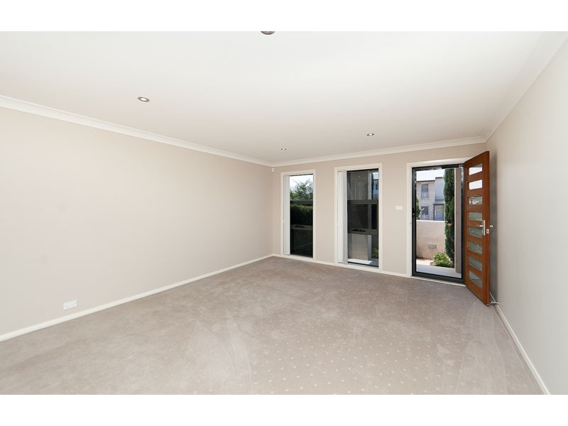 64 Sapling Street, Harrison ACT 2914